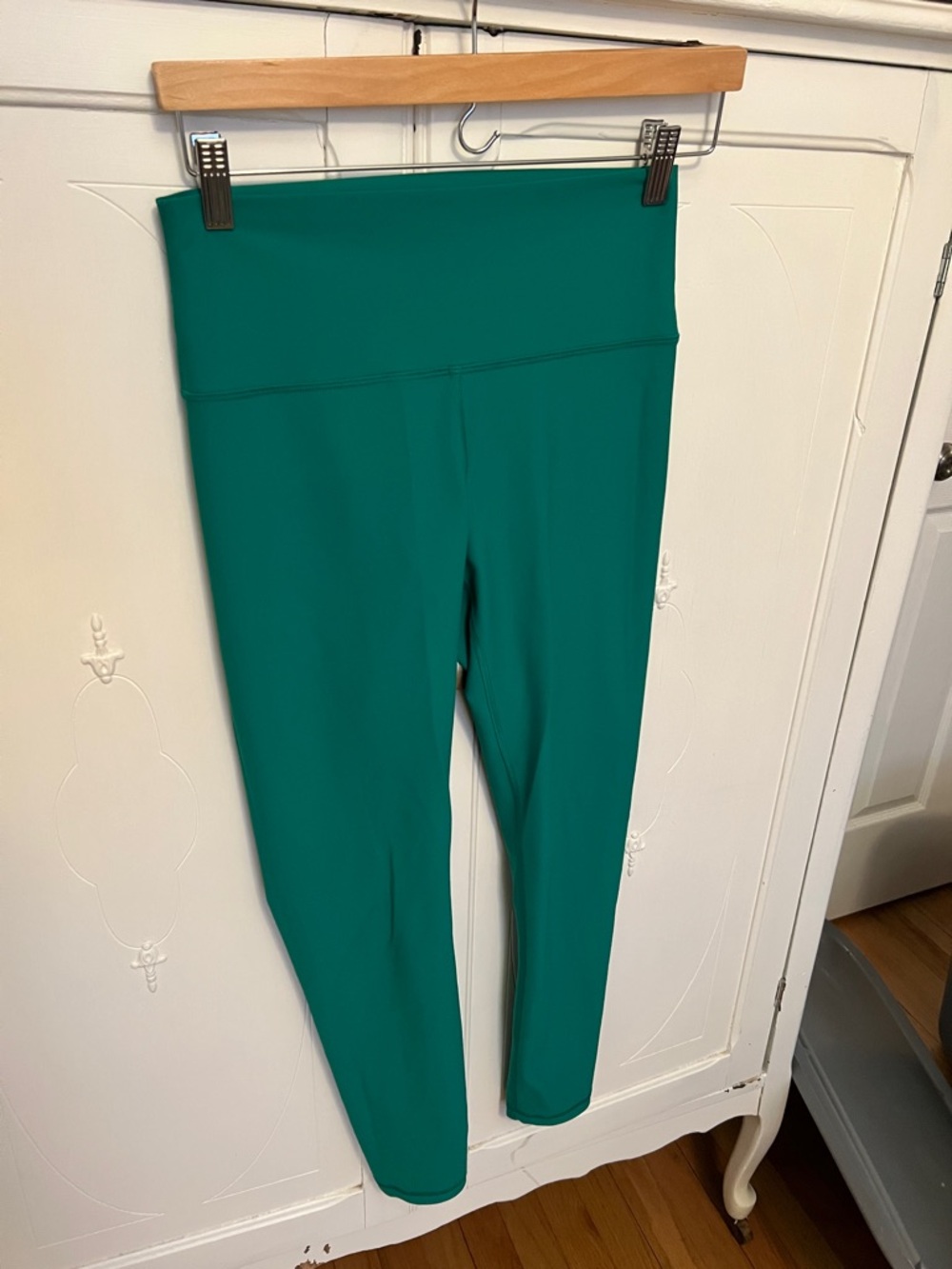2/$7 Old Navy  High-Rise Powersoft Go Dry Leggings